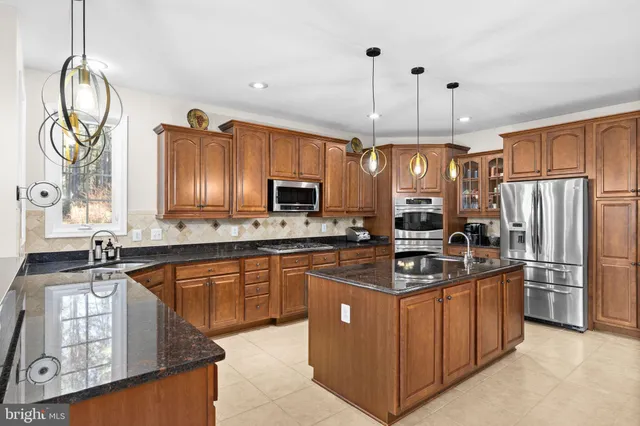 $825,000 | 10041 Tarrington Way, Spotsylvania, VA 22551