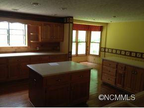 32 Magic Mountain Road Candler, NC 28715 - Photo 9 of 11