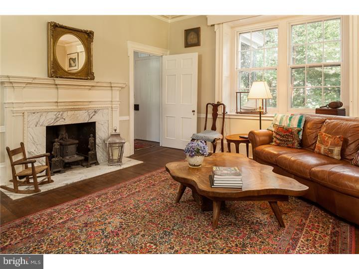 888 West Valley Road Wayne, PA 19087 - Photo 6 of 25 Family Room