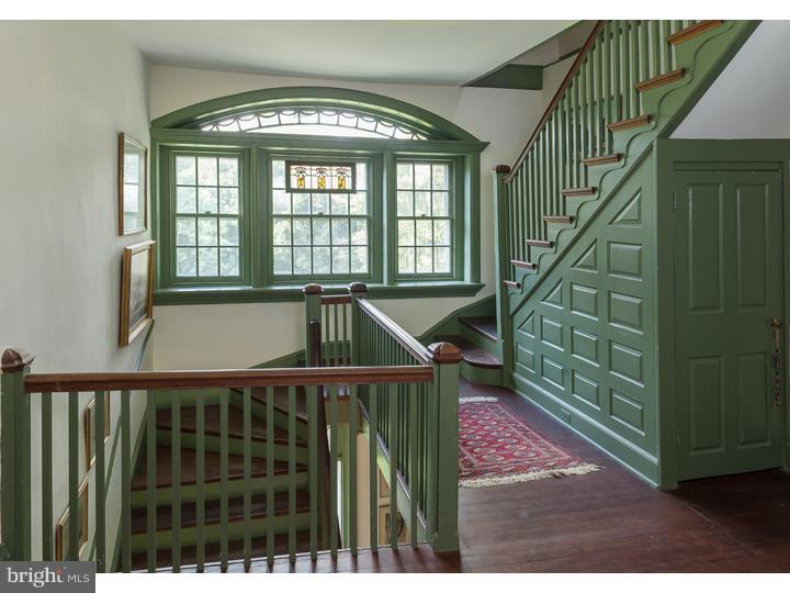 888 West Valley Road Wayne, PA 19087 - Photo 10 of 25 Hallway