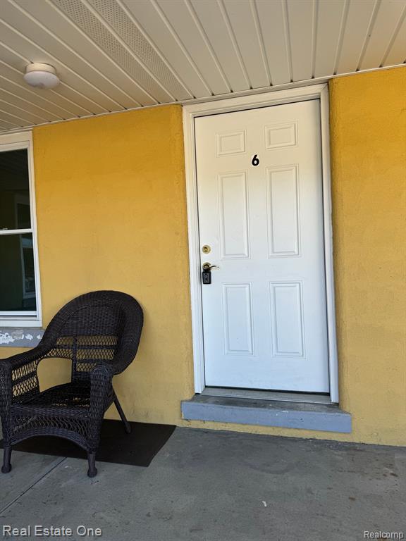 503 Lakeville Road Leonard, MI 48367 - Photo 1 of 5