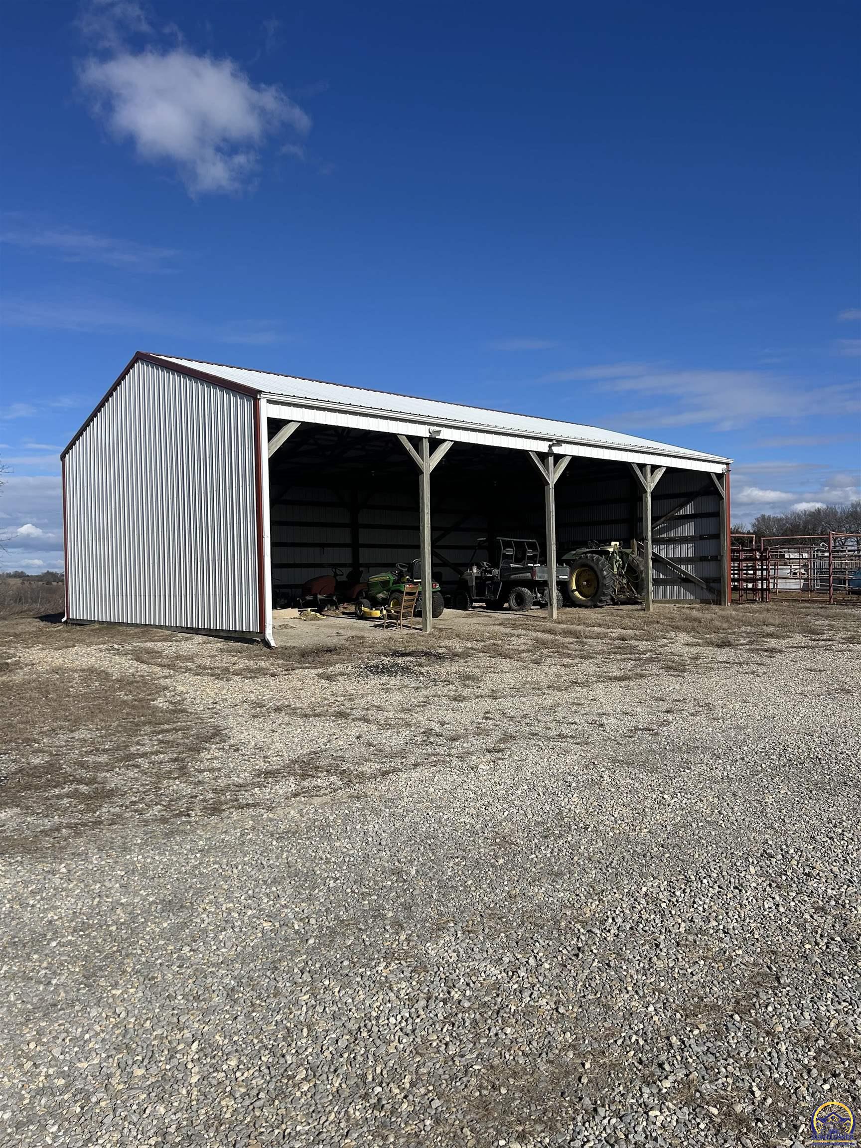 18541 South Stanley Road Overbrook, KS 66524 - Photo 5 of 6