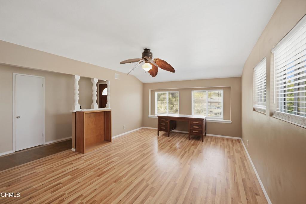 4202 Swain Court Riverside, CA 92507 - Photo 4 of 44