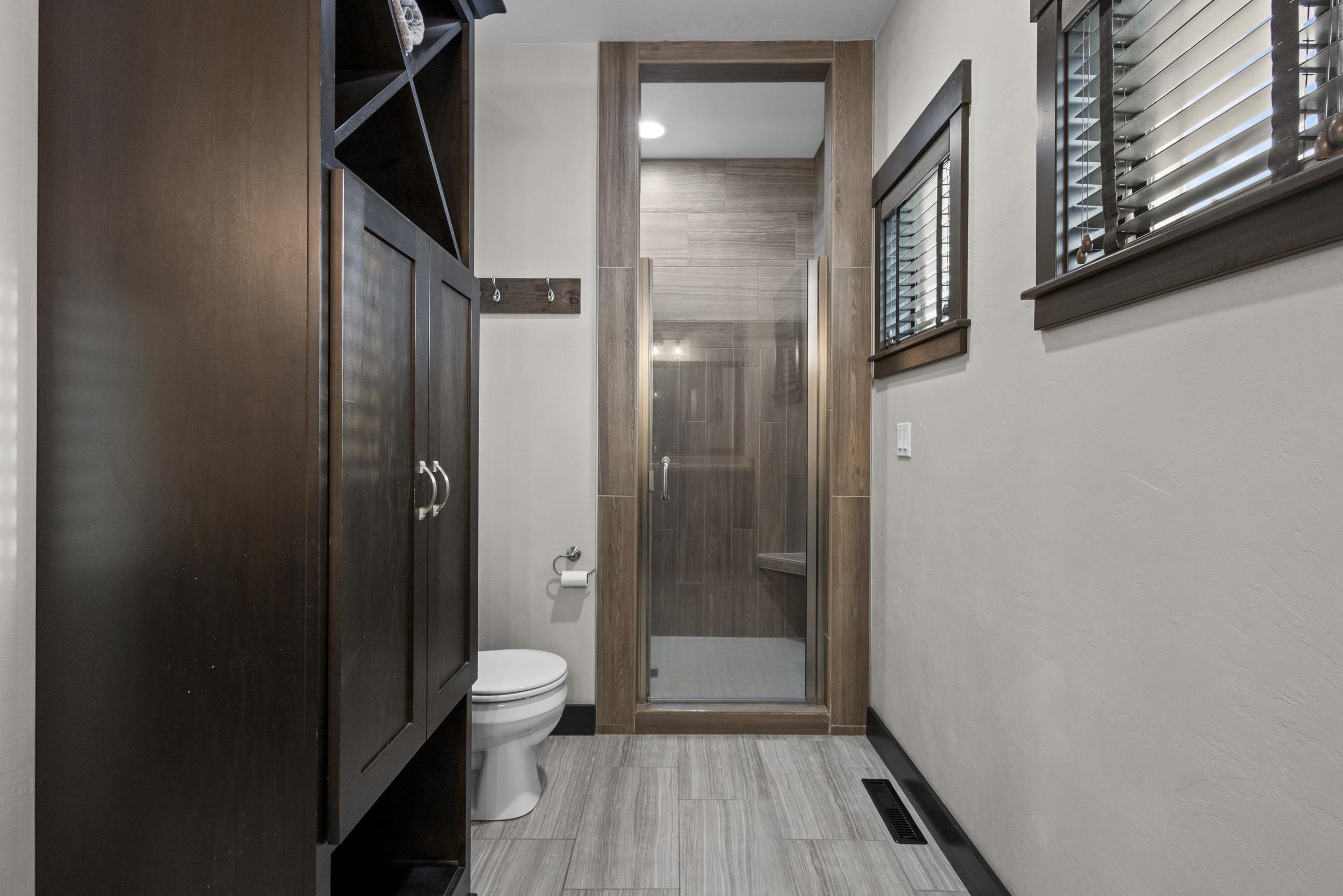 4982 Potters Crossing Pulaski, WI 54162 - Photo 20 of 61