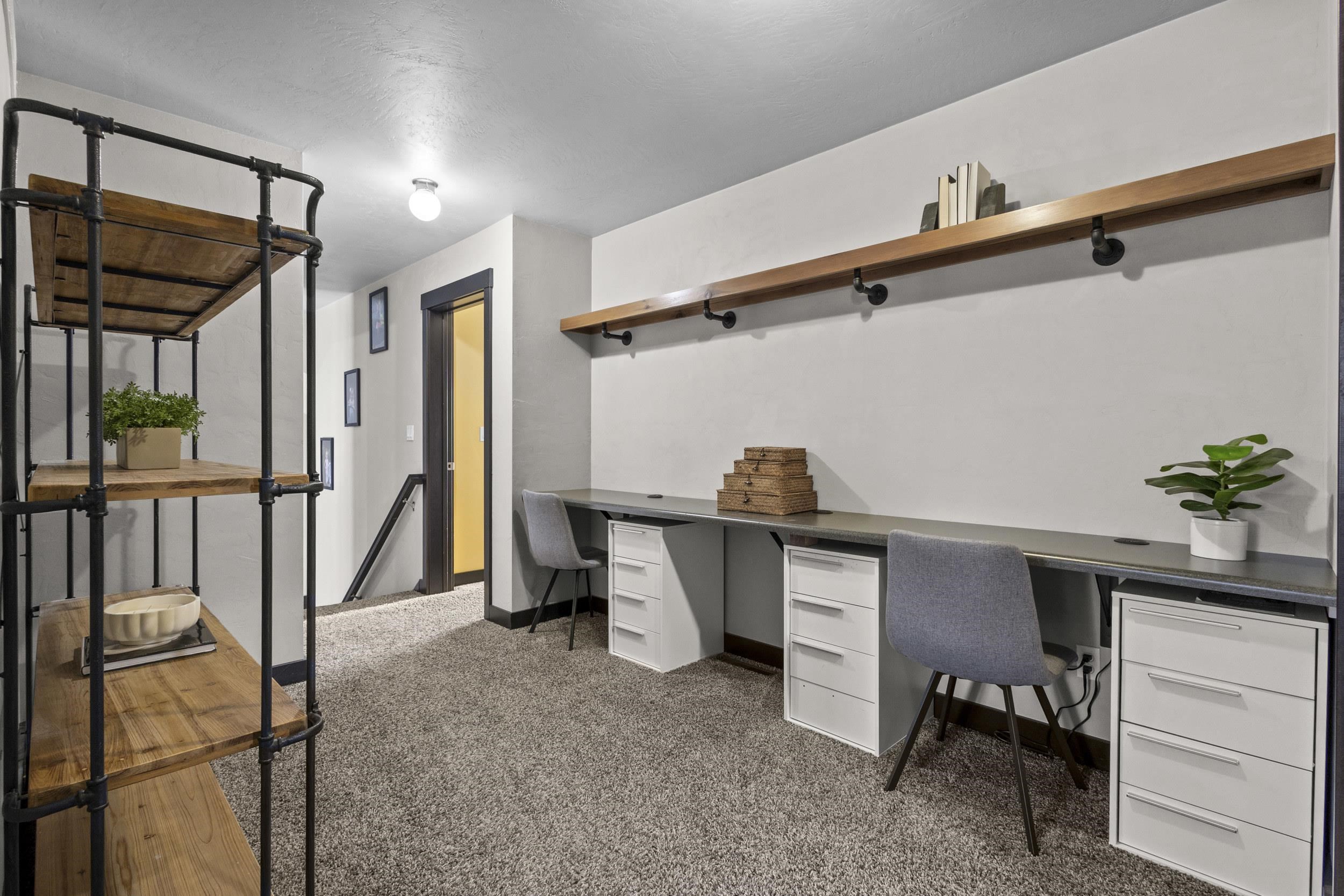 4982 Potters Crossing Pulaski, WI 54162 - Photo 25 of 61