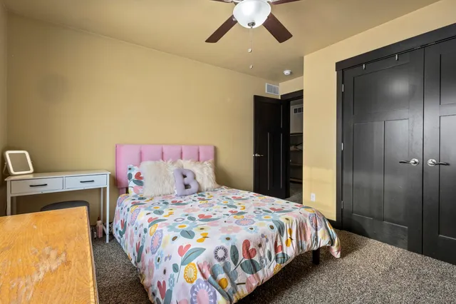 $809,900 | 4982 Potters Crossing, Pulaski, WI 54162