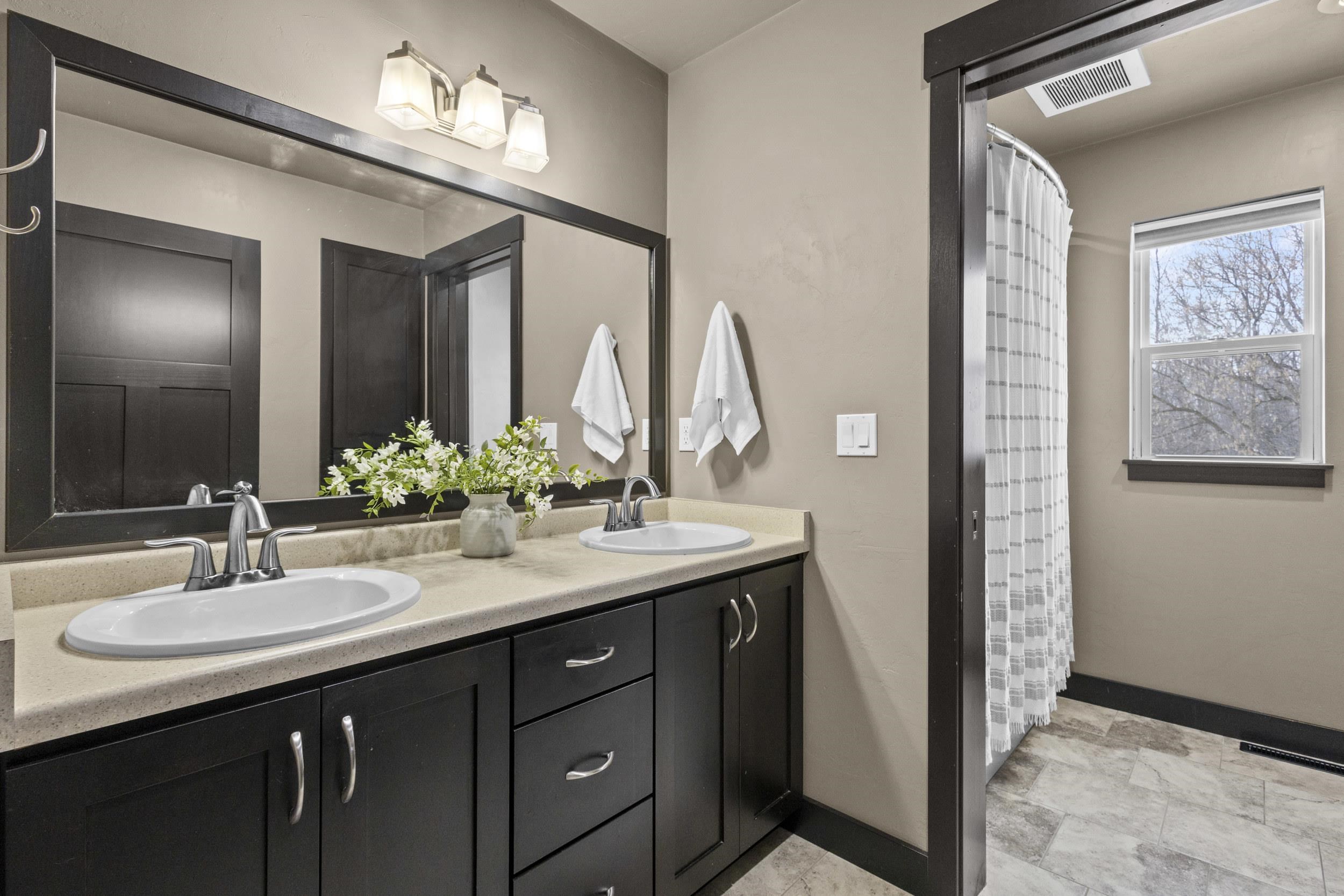 4982 Potters Crossing Pulaski, WI 54162 - Photo 32 of 61