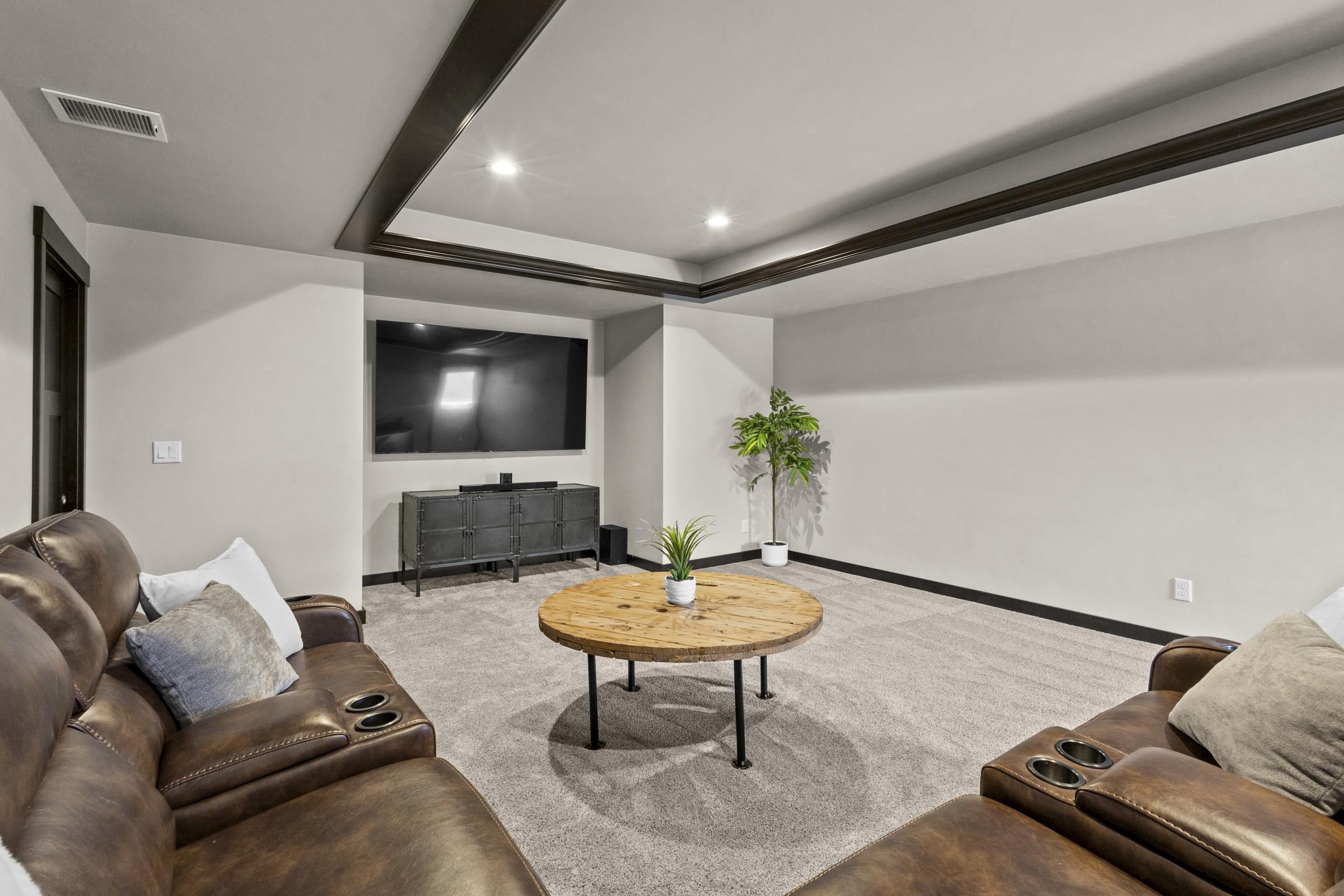 4982 Potters Crossing Pulaski, WI 54162 - Photo 37 of 61