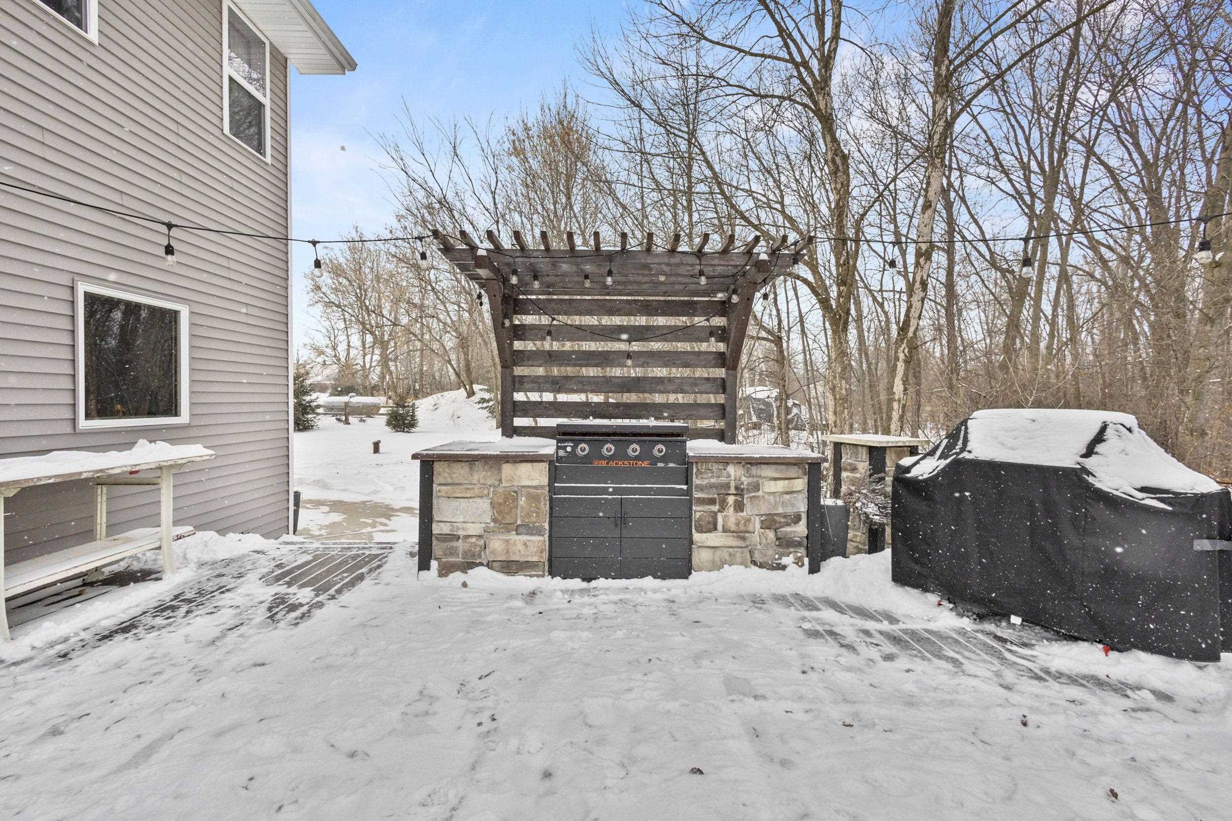 4982 Potters Crossing Pulaski, WI 54162 - Photo 45 of 61