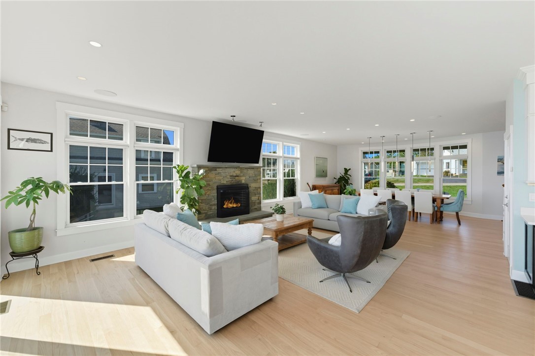 264 Colonel John Gardner Road Narragansett, RI 02882 - Photo 12 of 46