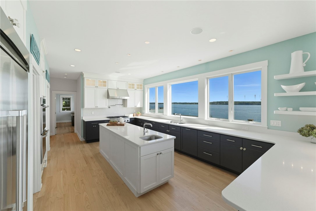 264 Colonel John Gardner Road Narragansett, RI 02882 - Photo 16 of 46