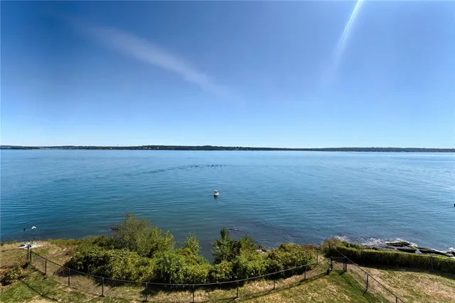 $6,200,000 | 264 Colonel John Gardner Road, Narragansett, RI 02882