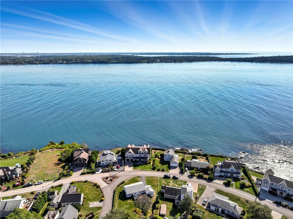 264 Colonel John Gardner Road Narragansett, RI 02882 - Photo 7 of 46