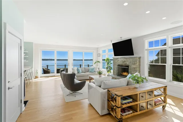 $6,200,000 | 264 Colonel John Gardner Road, Narragansett, RI 02882