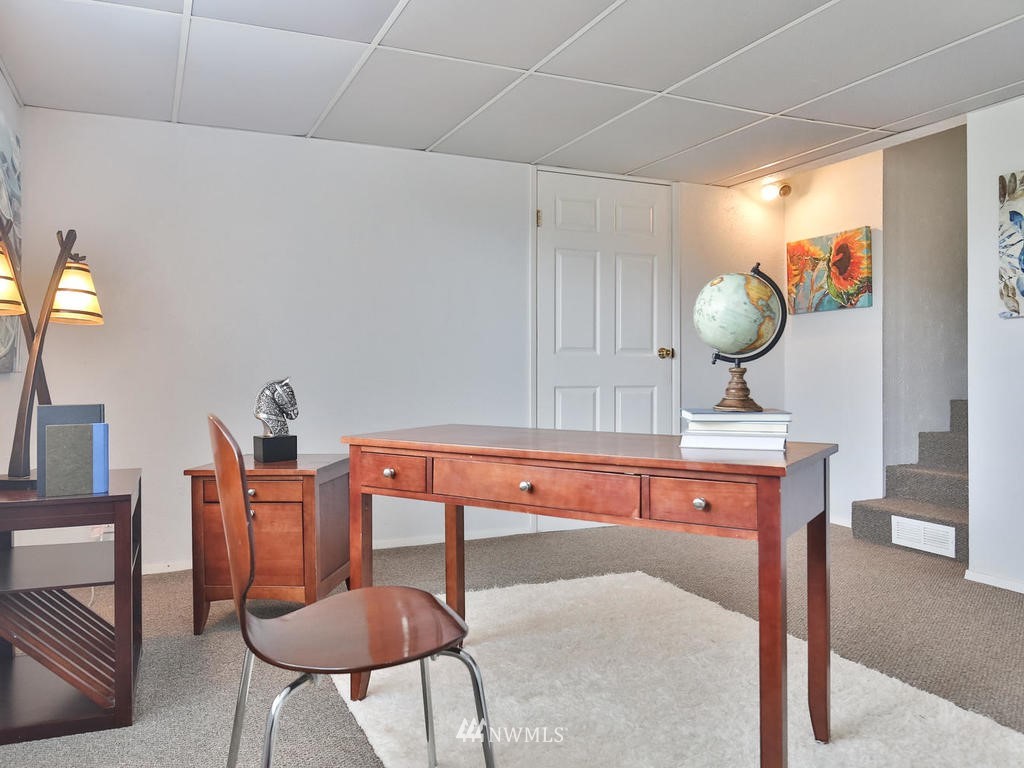 435 Southwest 127th Street Seattle, WA 98146 - Photo 15 of 25 Gallery Image 15