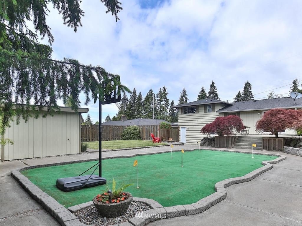 435 Southwest 127th Street Seattle, WA 98146 - Photo 20 of 25 Gallery Image 20