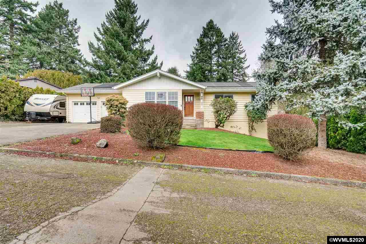 1323 Madrona Loop Southeast Salem, OR 97302 - Photo 2 of 29