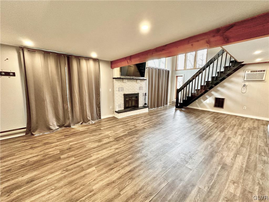 6467 Decker Road Bushkill, PA 18324 - Photo 11 of 35