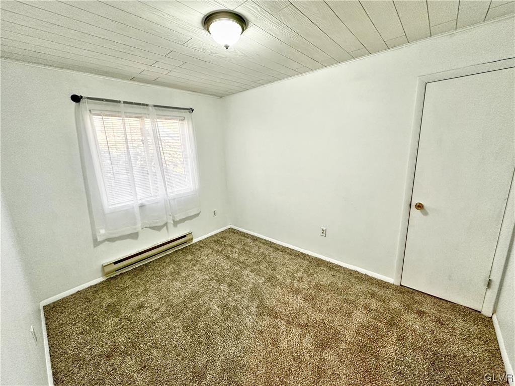 6467 Decker Road Bushkill, PA 18324 - Photo 28 of 35