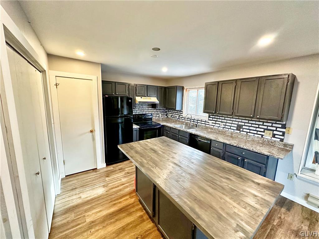 6467 Decker Road Bushkill, PA 18324 - Photo 10 of 35