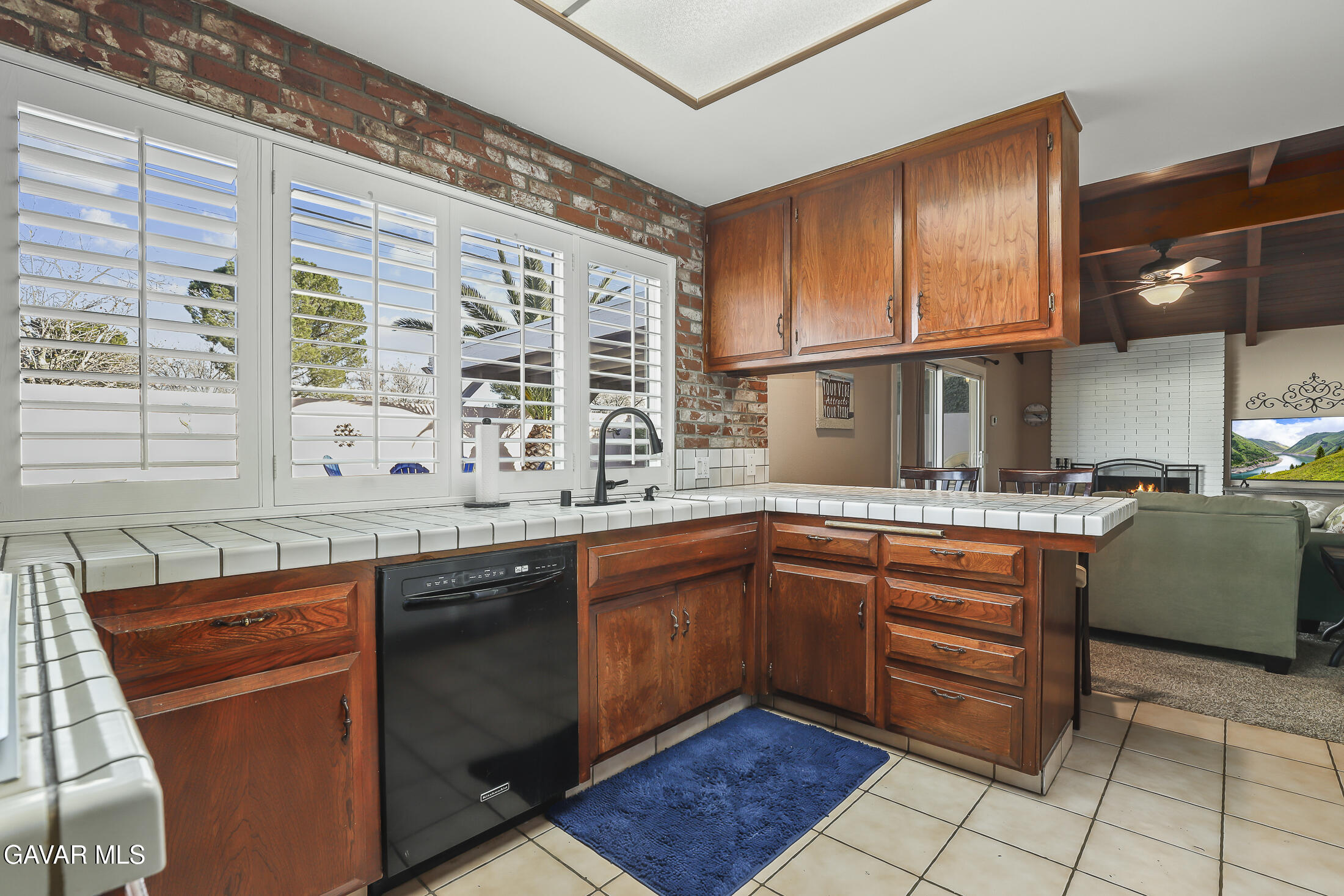 43860 Fenner Avenue Lancaster, CA 93536 - Photo 13 of 35 43860 Fenner Ave Lancaster_023