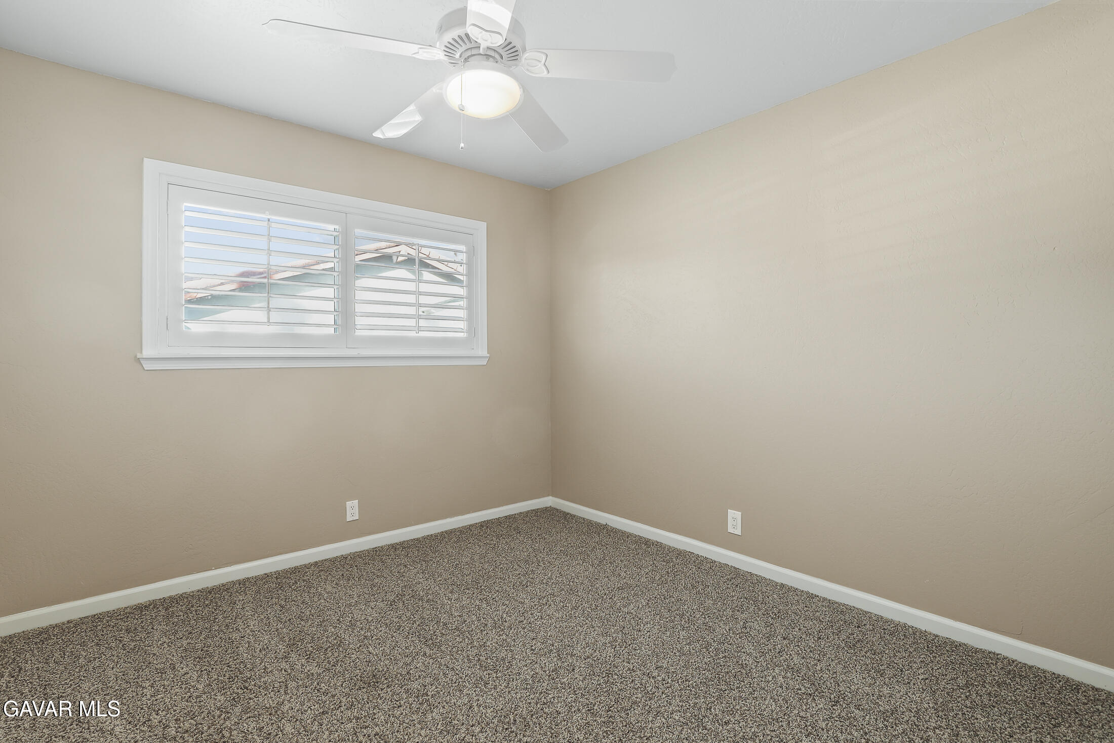 43860 Fenner Avenue Lancaster, CA 93536 - Photo 17 of 35 43860 Fenner Ave Lancaster_027