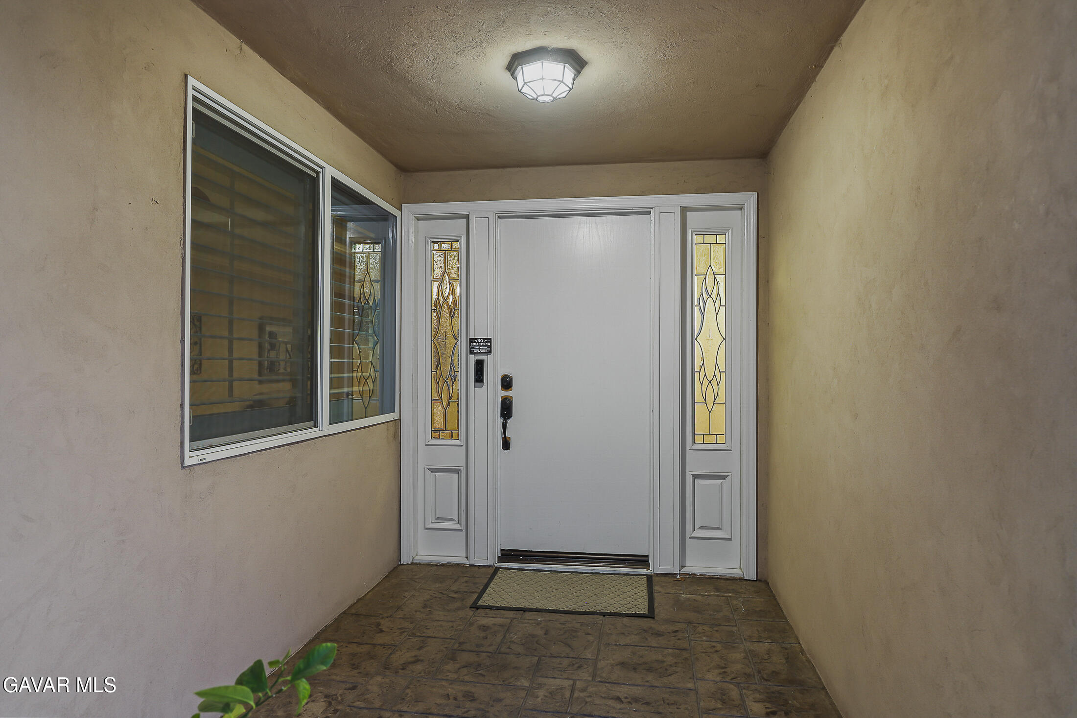 43860 Fenner Avenue Lancaster, CA 93536 - Photo 4 of 35 43860 Fenner Ave Lancaster_003