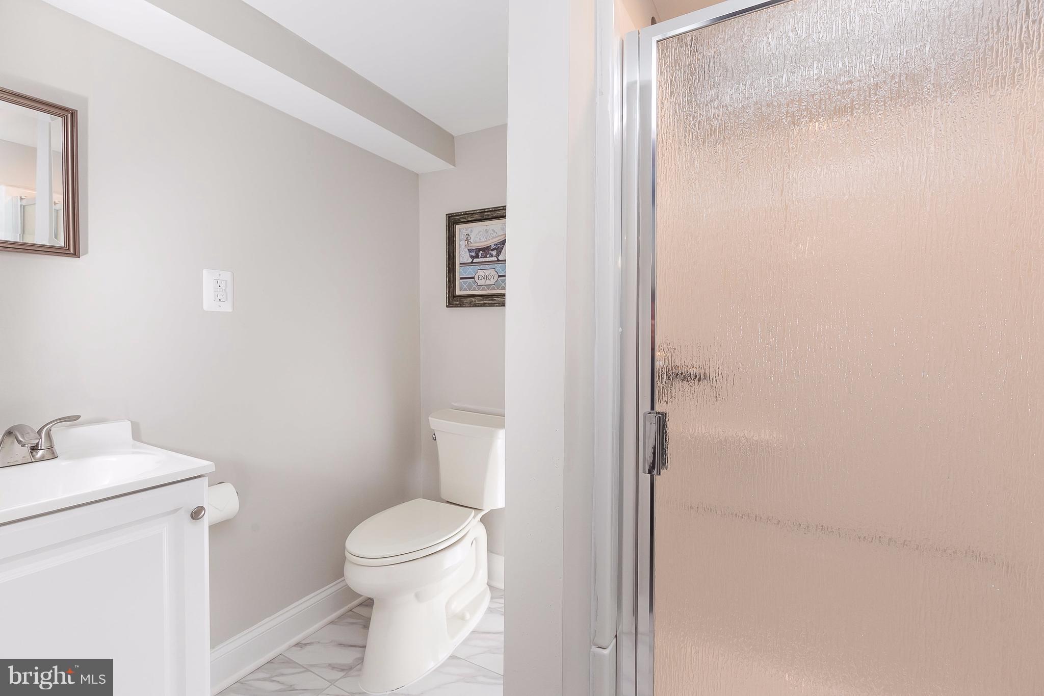 7433 Berkshire Road Baltimore, MD 21224 - Photo 20 of 21 Bath