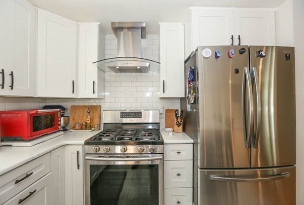 18 Cathy Road Chelmsford, MA 01824 - Photo 10 of 26