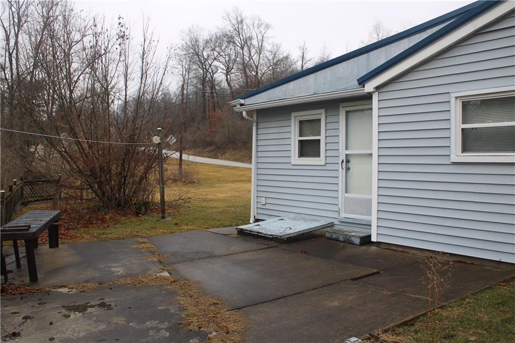 110 Markle Road Apollo, PA 15613 - Photo 16 of 17 Rear Patio