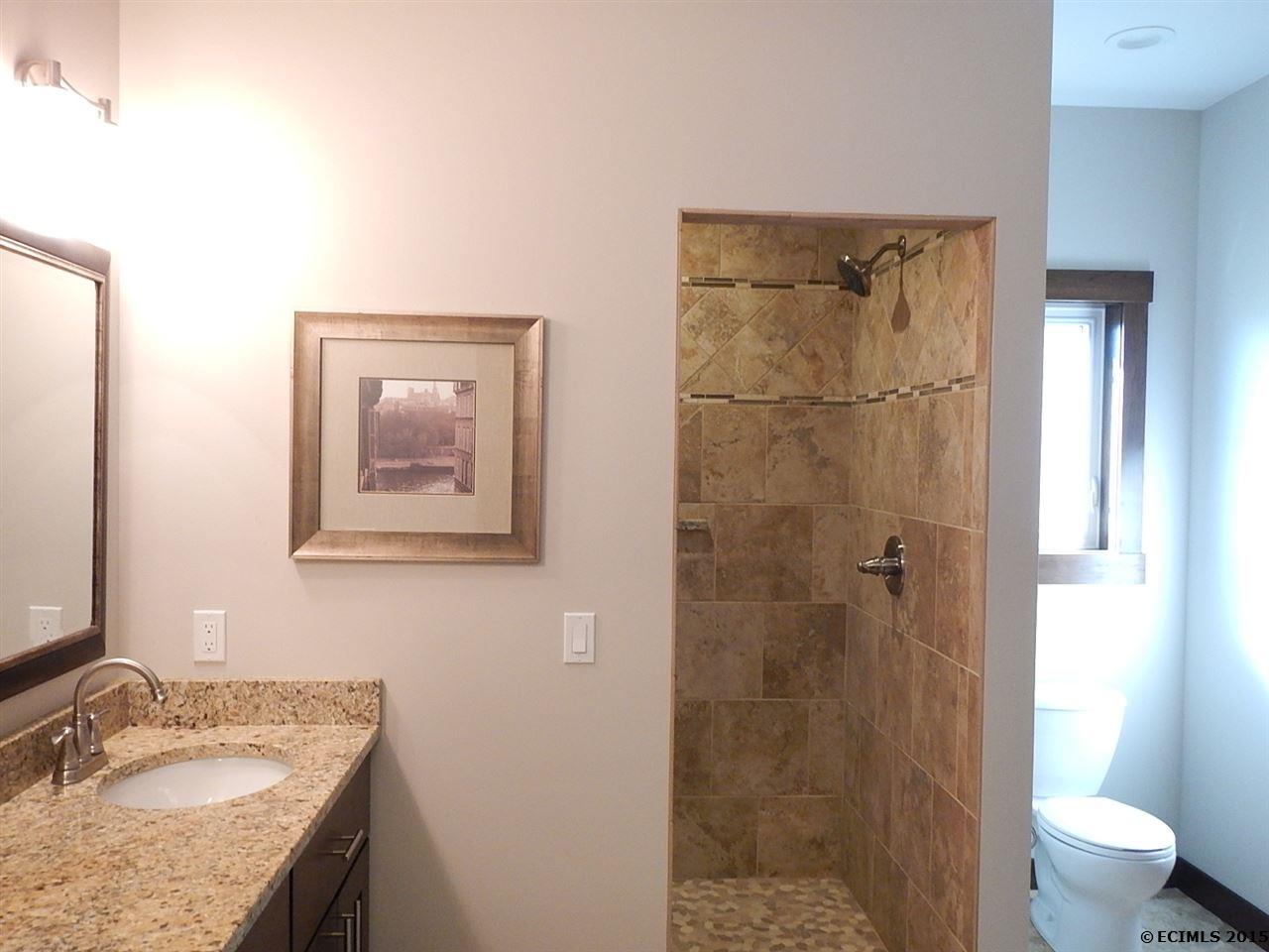 2248 Antler Ridge Drive Dubuque, IA 52002 - Photo 13 of 16 Gallery Image 13