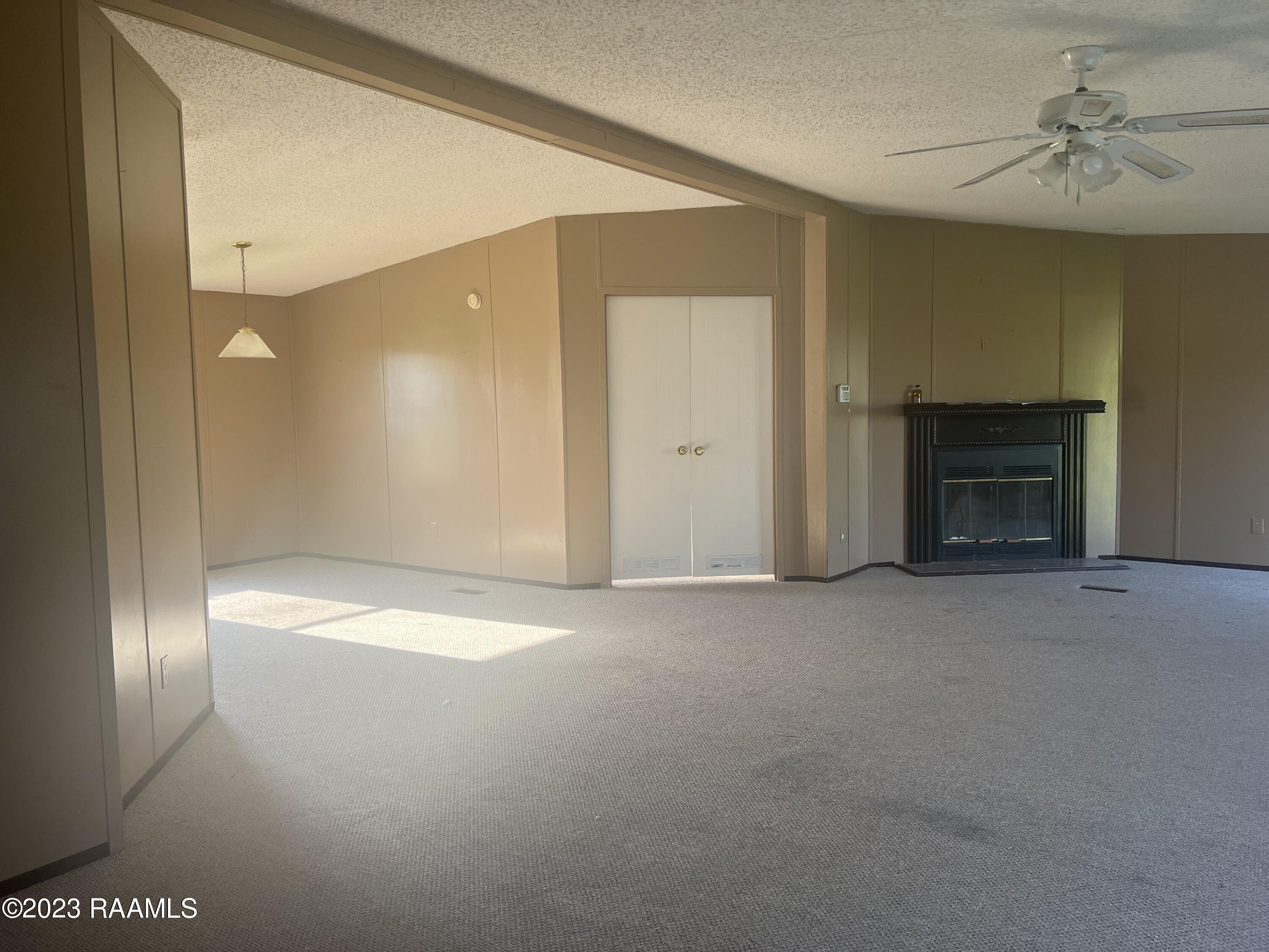 206 Bayou Teche Subdivision Road Opelousas, LA 70570 - Photo 2 of 9 Living