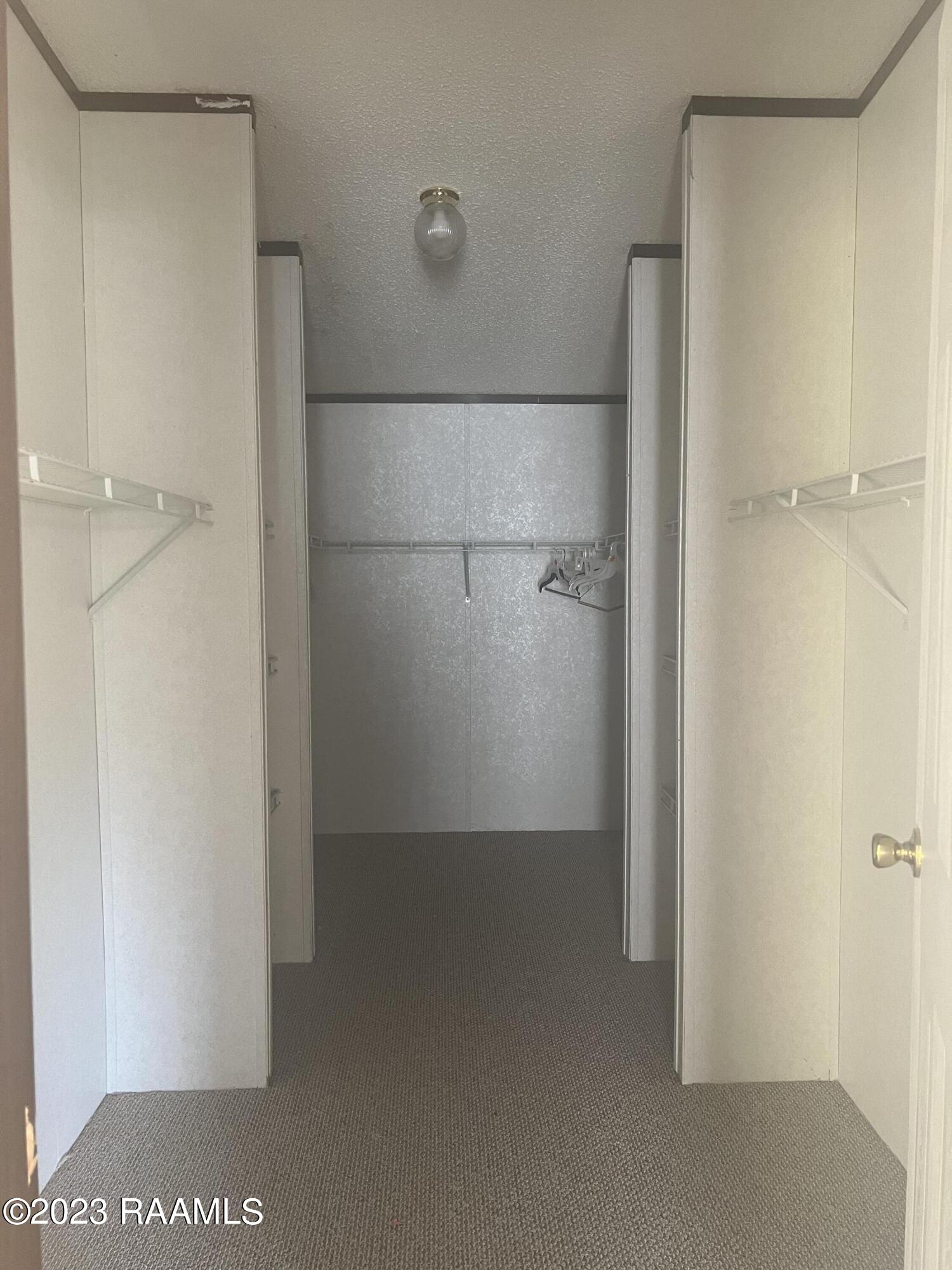 206 Bayou Teche Subdivision Road Opelousas, LA 70570 - Photo 7 of 9 Master closet