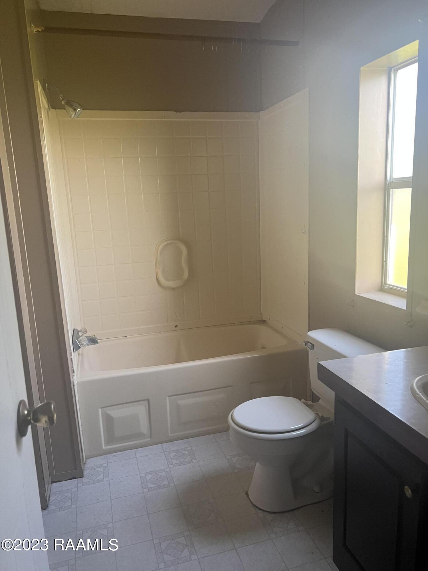 206 Bayou Teche Subdivision Road Opelousas, LA 70570 - Photo 8 of 9 Bathroom
