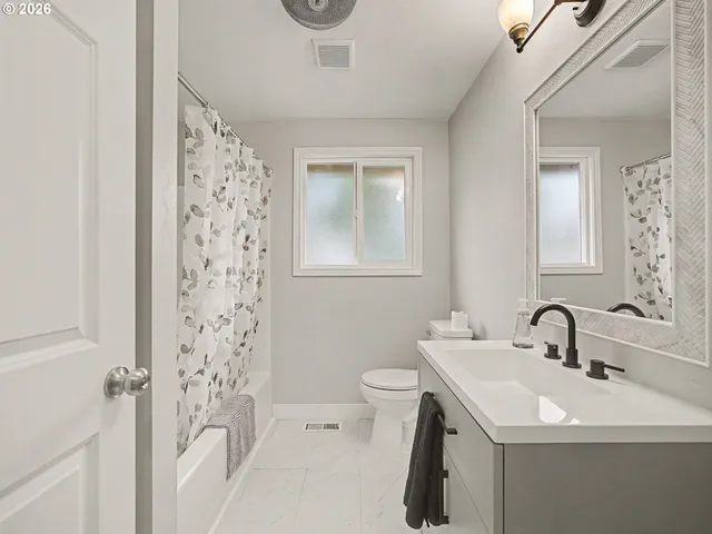 $415,000 | 18052 Seaman Avenue, Sandy, OR 97055