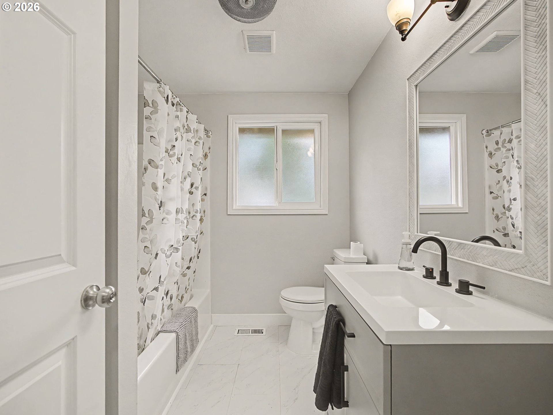 18052 Seaman Avenue Sandy, OR 97055 - Photo 12 of 18