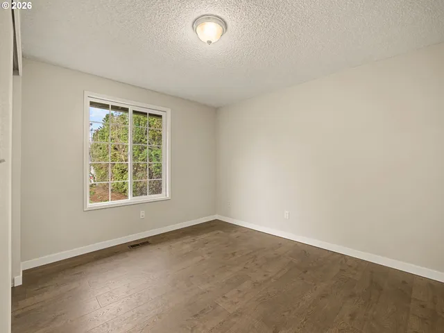 $415,000 | 18052 Seaman Avenue, Sandy, OR 97055