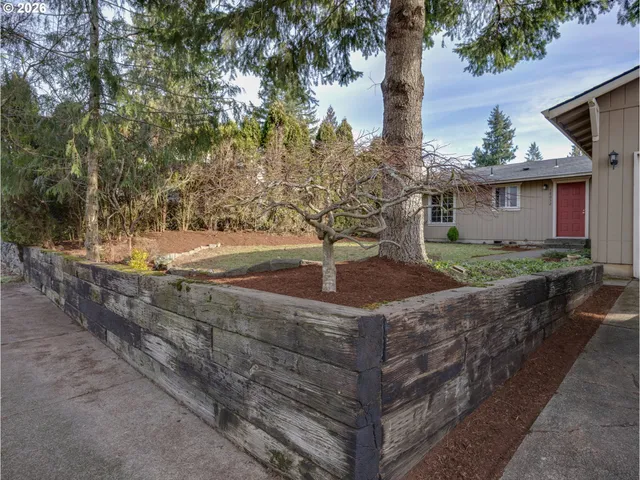 $415,000 | 18052 Seaman Avenue, Sandy, OR 97055