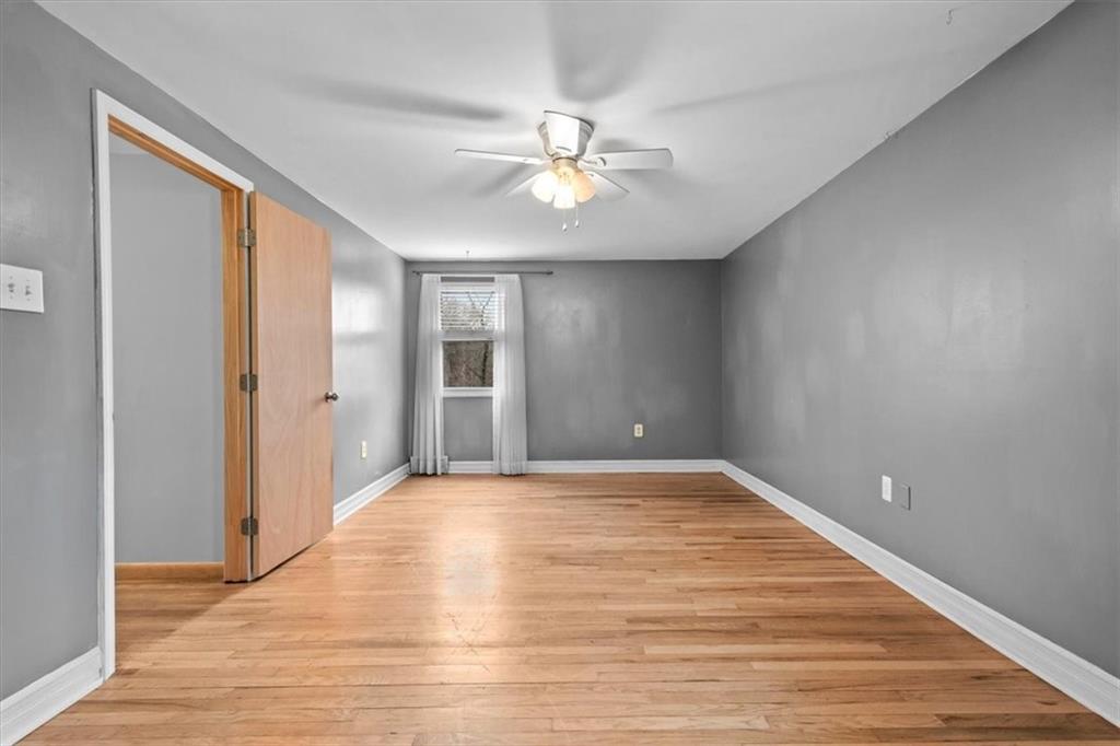 122 Harding Road Pittsburgh, PA 15229 - Photo 14 of 25 Gallery Image 14