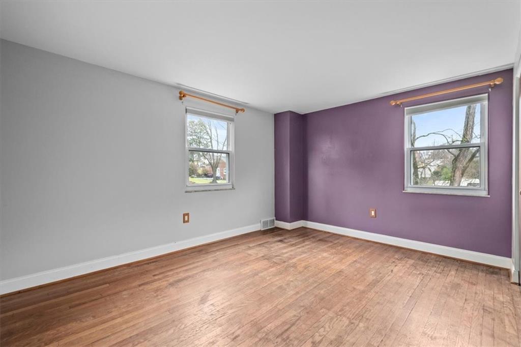 122 Harding Road Pittsburgh, PA 15229 - Photo 19 of 25 Gallery Image 19