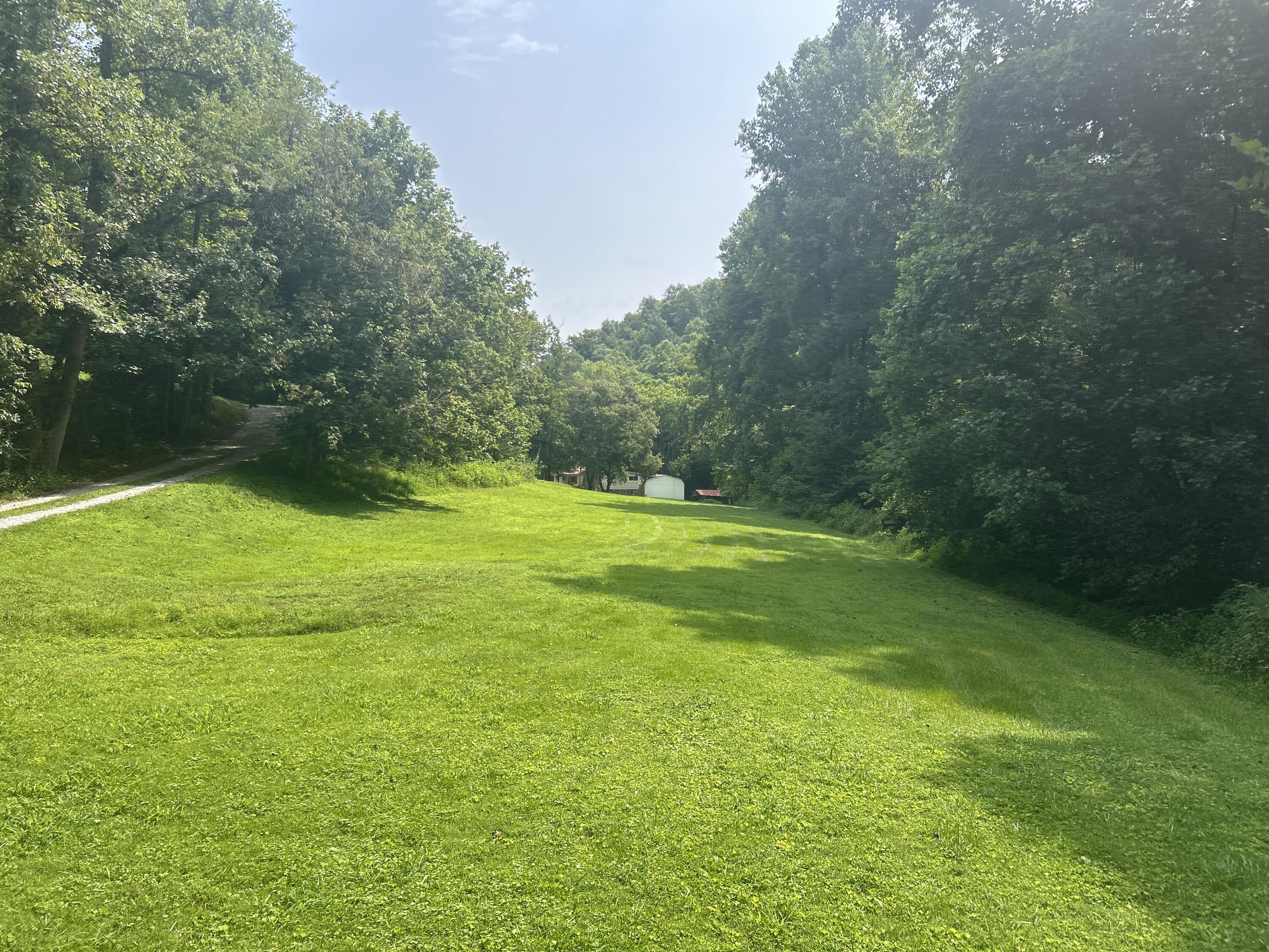 2045 Teges Creek Road Manchester, KY 40962 - Photo 73 of 78 (Upload-from-mobile-1786649850)IMG_6375