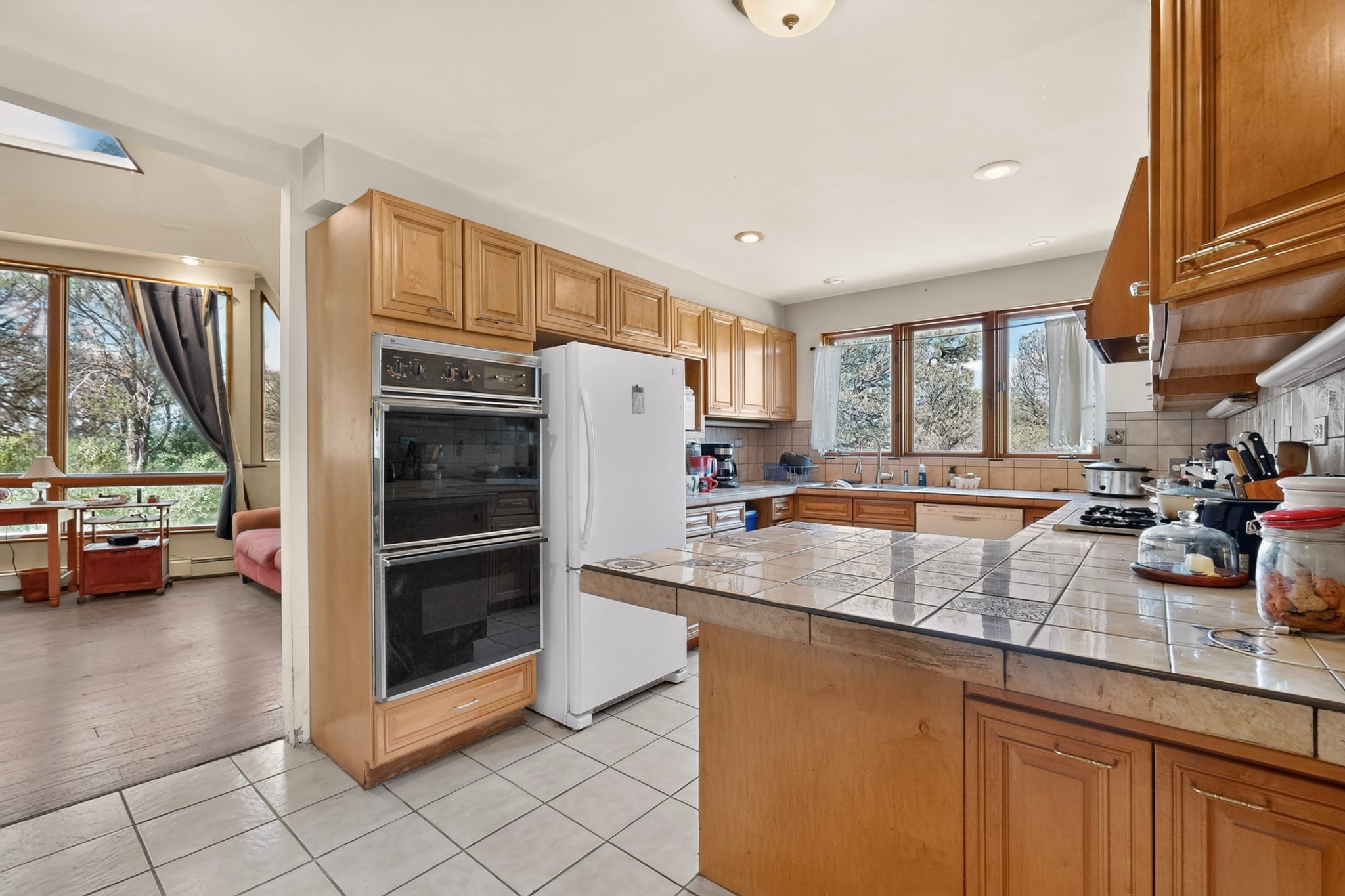 61 Coyote Road Las Vegas, NM 87701 - Photo 10 of 49