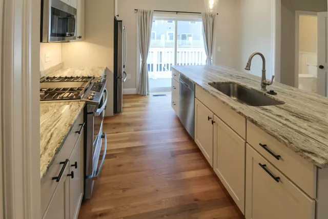 $4,350 | 5 Juniper Lane, Portsmouth, NH 03801