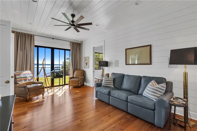 $3,950,000 | 100 Keowee Club Road, Townville, SC 29689