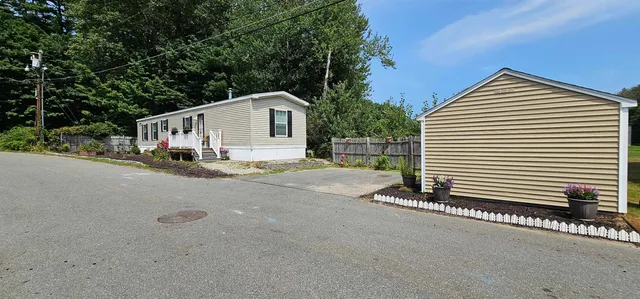 $224,900 | 8 Barksdale Avenue, Londonderry, NH 03053