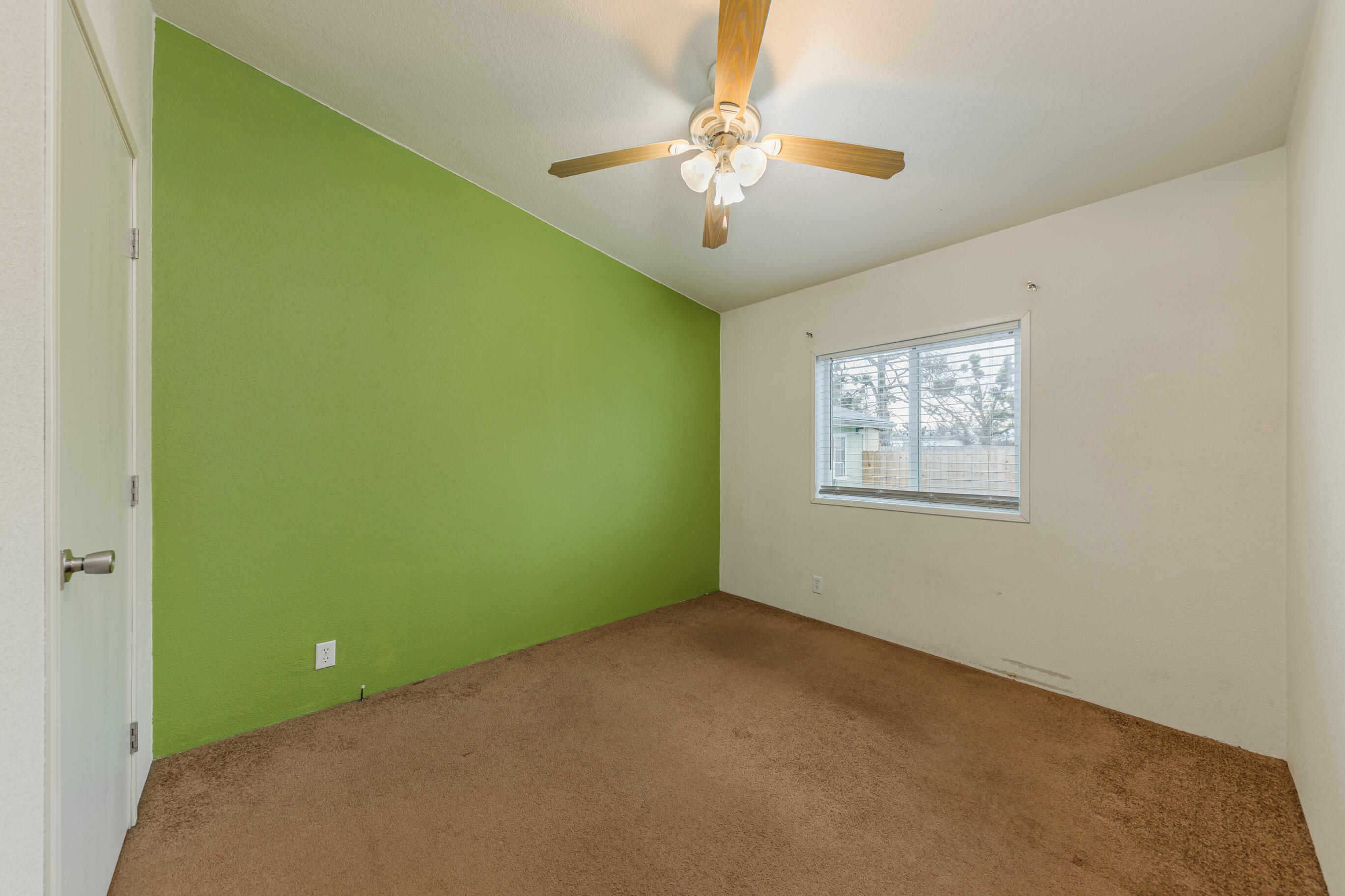 6664 Table Rock Road Central Point, OR 97502 - Photo 18 of 31 Web-7