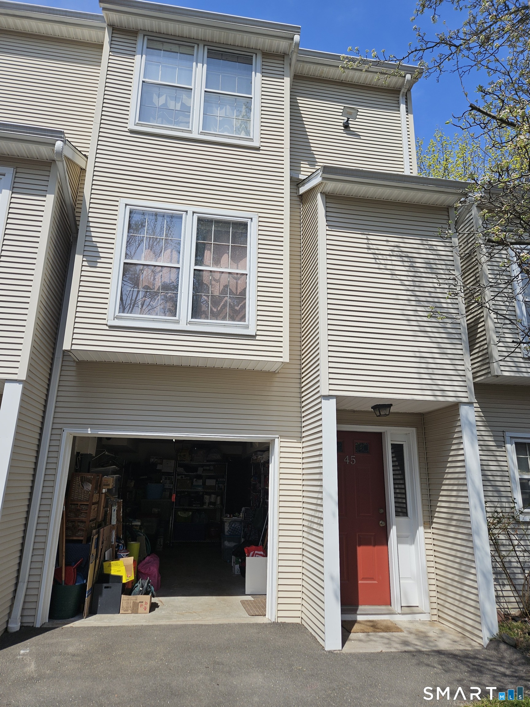 380 Hitchcock Road, Unit 45 Waterbury, CT 06705 - Photo 1 of 12