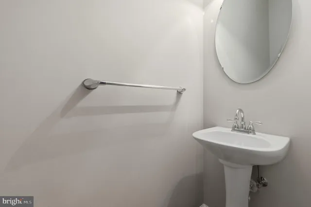 $610,000 | 372 Cassell Court, Unit 372, Wilmington, DE 19803