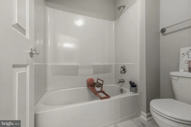 $610,000 | 372 Cassell Court, Unit 372, Wilmington, DE 19803