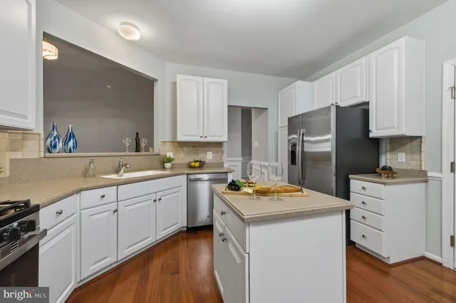 $610,000 | 372 Cassell Court, Unit 372, Wilmington, DE 19803